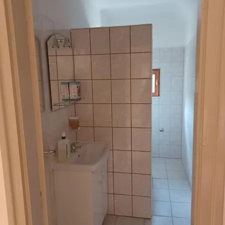 Fueloepsziget Vendeghaz *